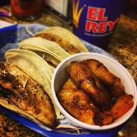 El Rey Taqueria food