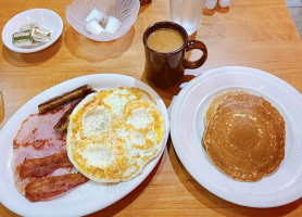 Cadillac Square Diner food