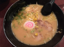 Tanpopo Ramen House food