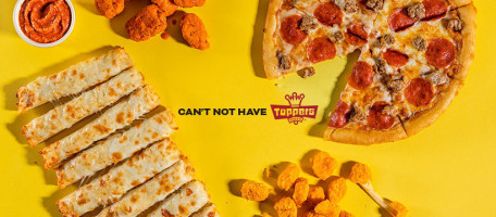 Toppers Pizza food