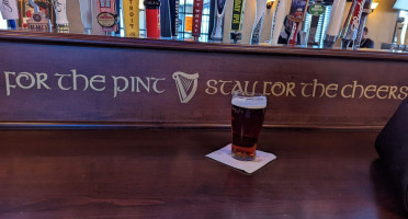 Malone's Tavern food