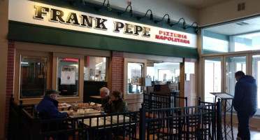 Frank Pepe Pizzeria Napoletana food