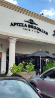 Apizza Brooklyn Resto Vino Pinecrest food