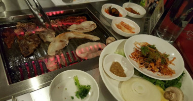 Dae Gee Korean Bbq food