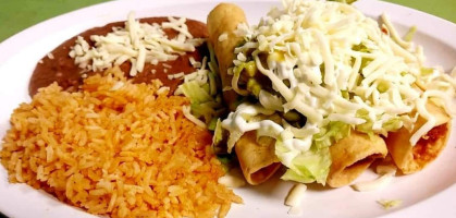 Elenita's Mexican food