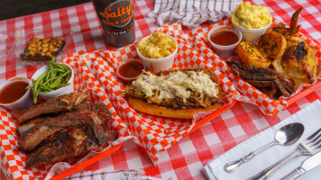 Salty's Bbq food