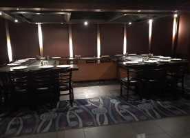 Fuji Japanese Steak House inside