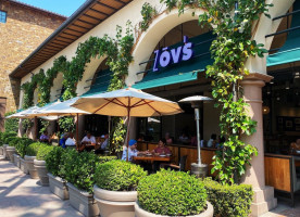 Zov's Irvine food