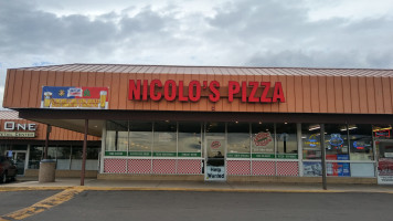 Nicolo's Chicago Style Pizza food