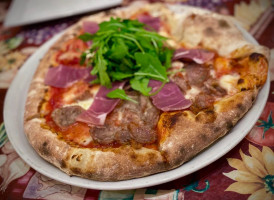 Pizzeria Rustica food