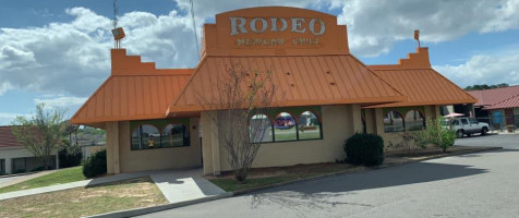 Rodeo Mexican outside