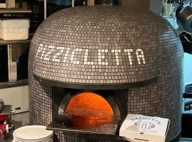 Pizzicletta food