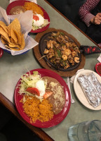 Mi Ranchito food