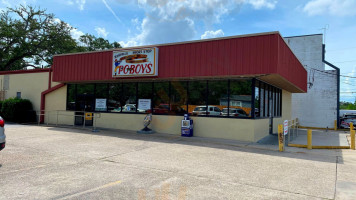 Short Stop Po-boys food