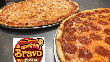 Bravo Ny Pizza food