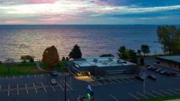 The Watermark Bay View Bakery outside