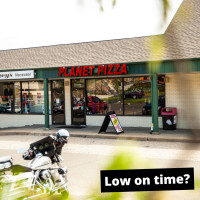 Planet Pizza outside