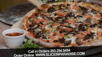 Paradise Pizza food