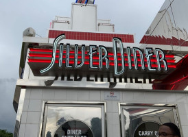 Silver Diner food