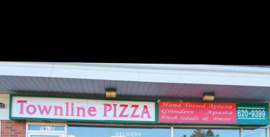 Townline Pizza food