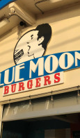 Blue Moon Burgers inside