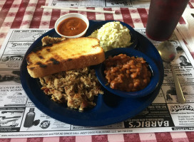 Oaks Open Pit Bbq food