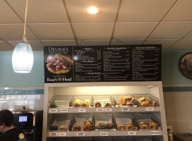 Devine's Bagels Café food