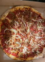 Giove's Pizza Kitchen Shelton food