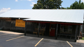 Kopper Kettle Smokehouse food