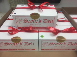 Scotti's Deli And Catering food