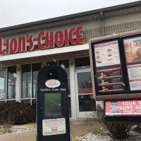 Lion's Choice outside