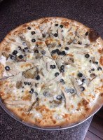 Paisano's Pizza food