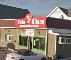 Cafe Milano outside