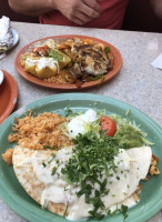 Dos Reales Mexican food