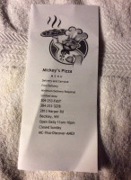 Mickey's Pizza food