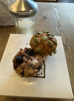 Le Pain Quotidien food