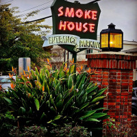 Smoke House outside