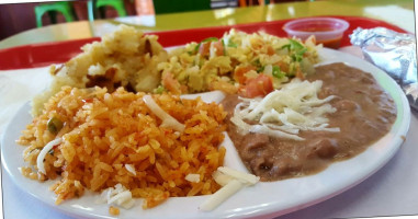 El Ranchero food