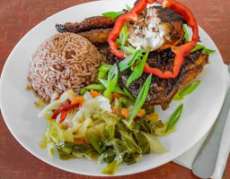 Chelly's Jamaican food