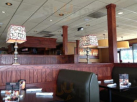 Ruby Tuesday inside