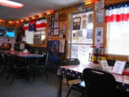 Fort Laramie American Grill inside