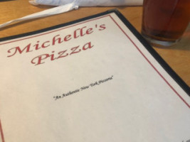 Michelles Pizza food