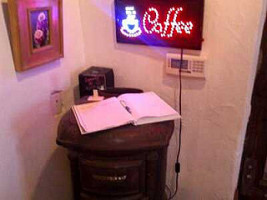 Cafe Arte Mi Admore inside