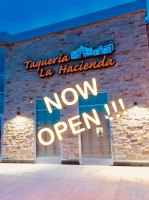 Taqueria La Hacienda food