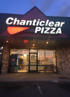 Chanticlear Pizza food