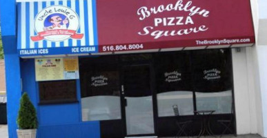 Brooklyn Square Pizza food