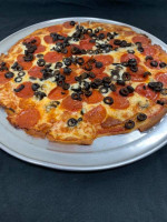 D. Americo's Pizzeria food