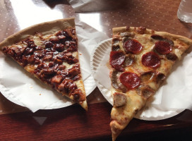 San Gennaro's Pizza food