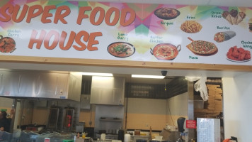 Super Food And Gyros House food