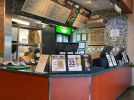 Wingstop inside